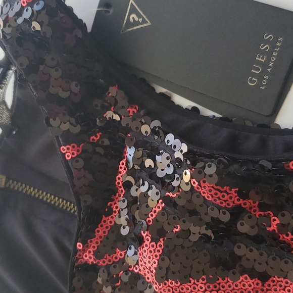 NWT Guess Red Black Sequined Sequins Sparkle Cropped Crop Racerback Tank Top XS - Picture 5 of 7